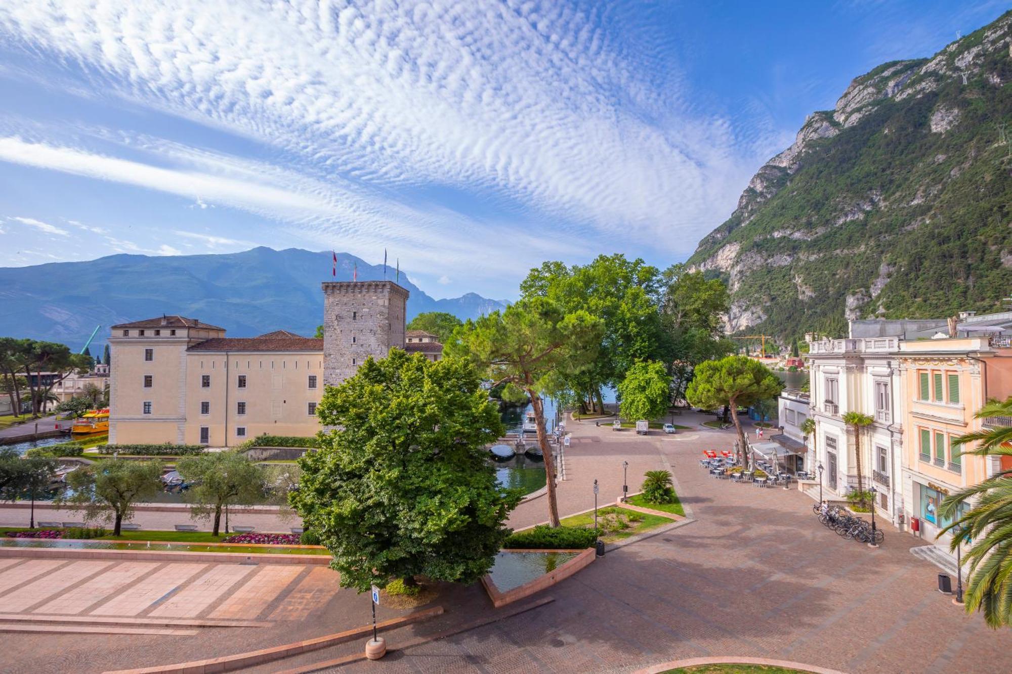 Residenza Rocca Del Lago 3 - Happy Rentals Riva del Garda Kültér fotó